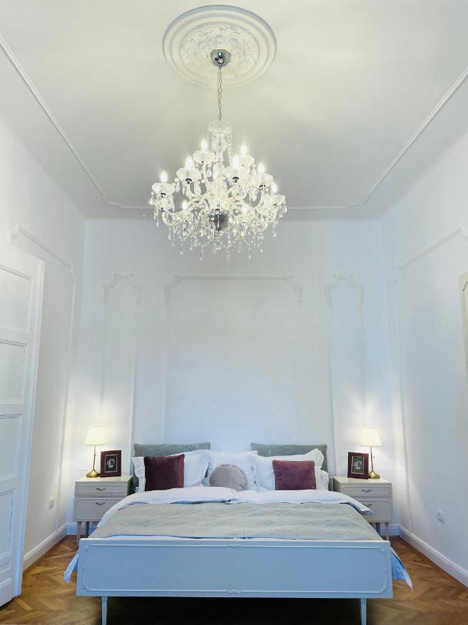 Appartement Littleparis à Cluj-Napoca Extérieur photo