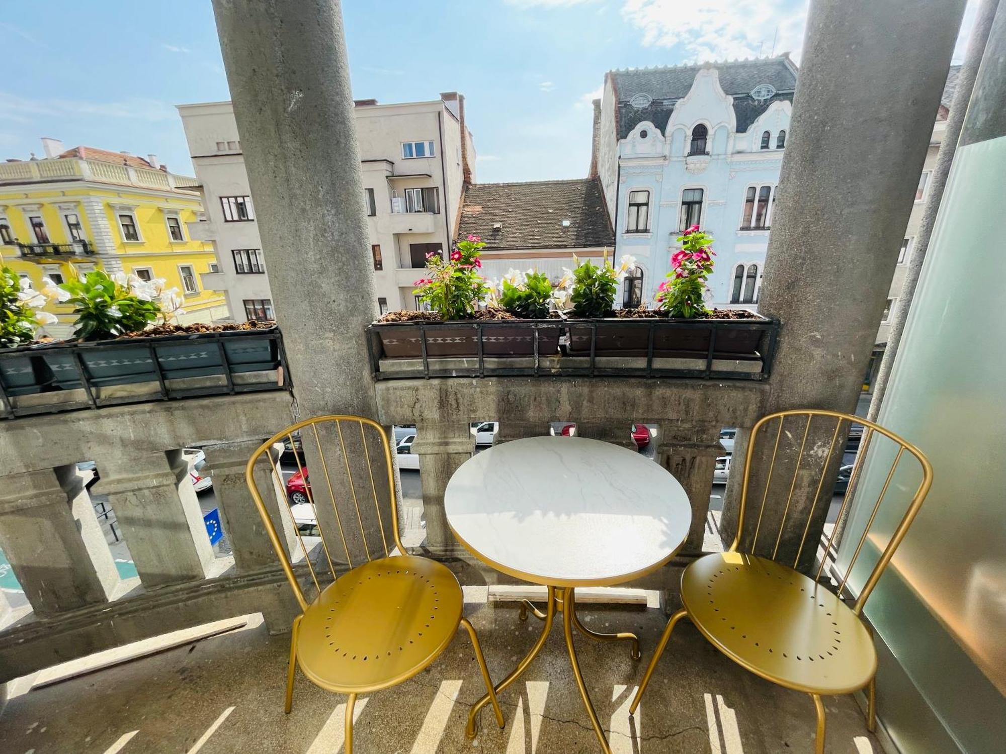 Appartement Littleparis à Cluj-Napoca Extérieur photo